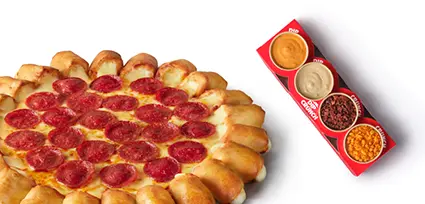 منيو بيتزا هت 3 بڑے پیزا آفر – شیئر کرنے کے لیے بہترین کمبو ڈیل